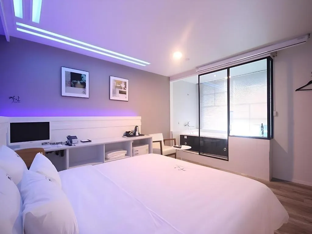 Ga-In Hotel Songjung Busan Motel