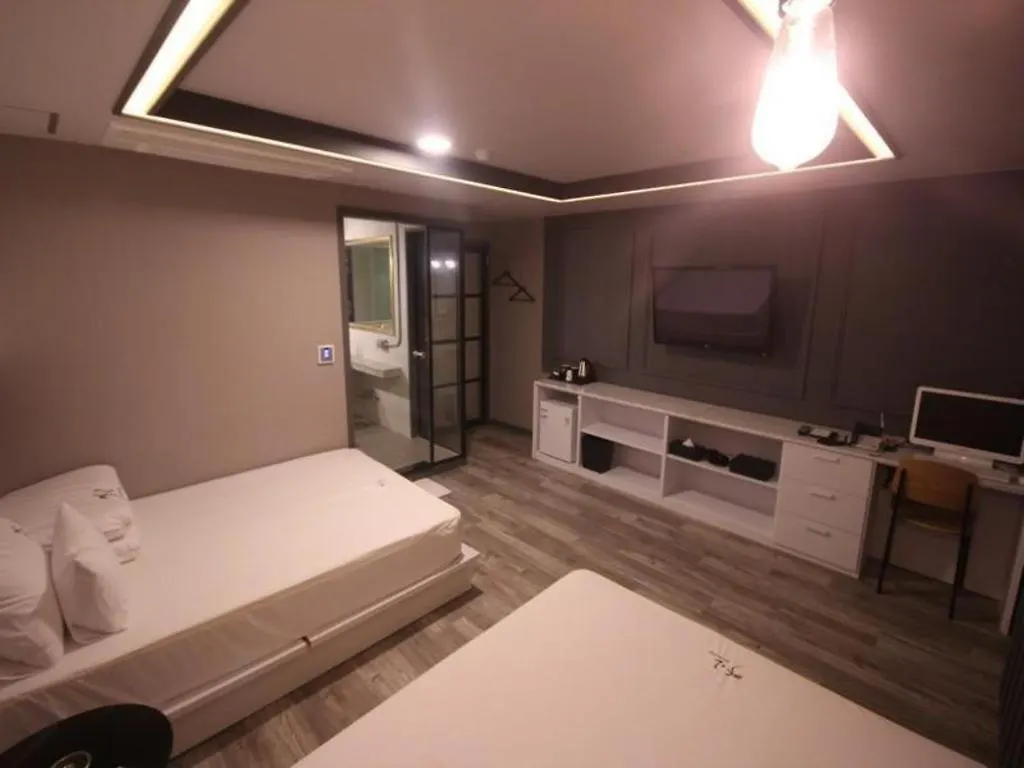 Motel Ga-In Hotel Songjung Busan