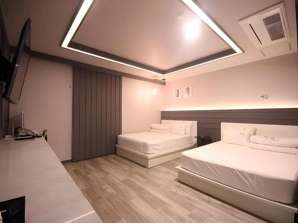 Ga-In Hotel Songjung Busan Motel