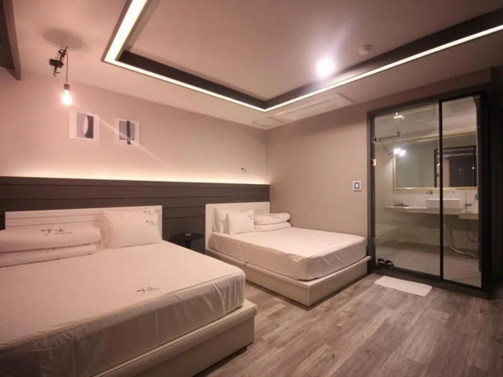 Ga-In Hotel Songjung Busan 2*,  Coreia do Sul